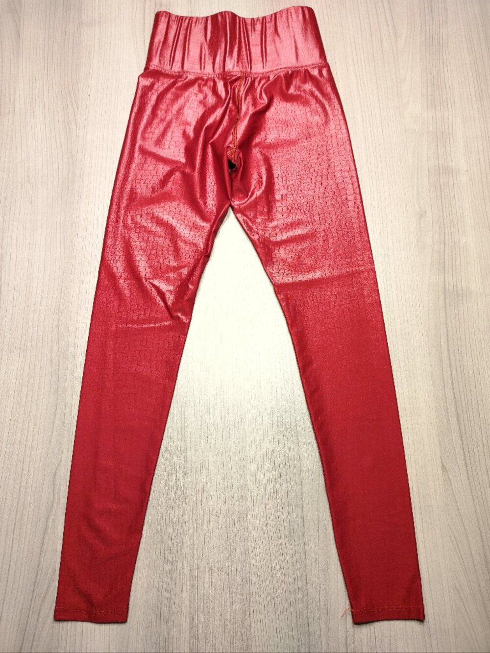 Carbon38 High Rise Full Legging in Croc Takara Shine size Small